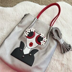 Unused Silver Tote Bag with Fashion Diva Graphic